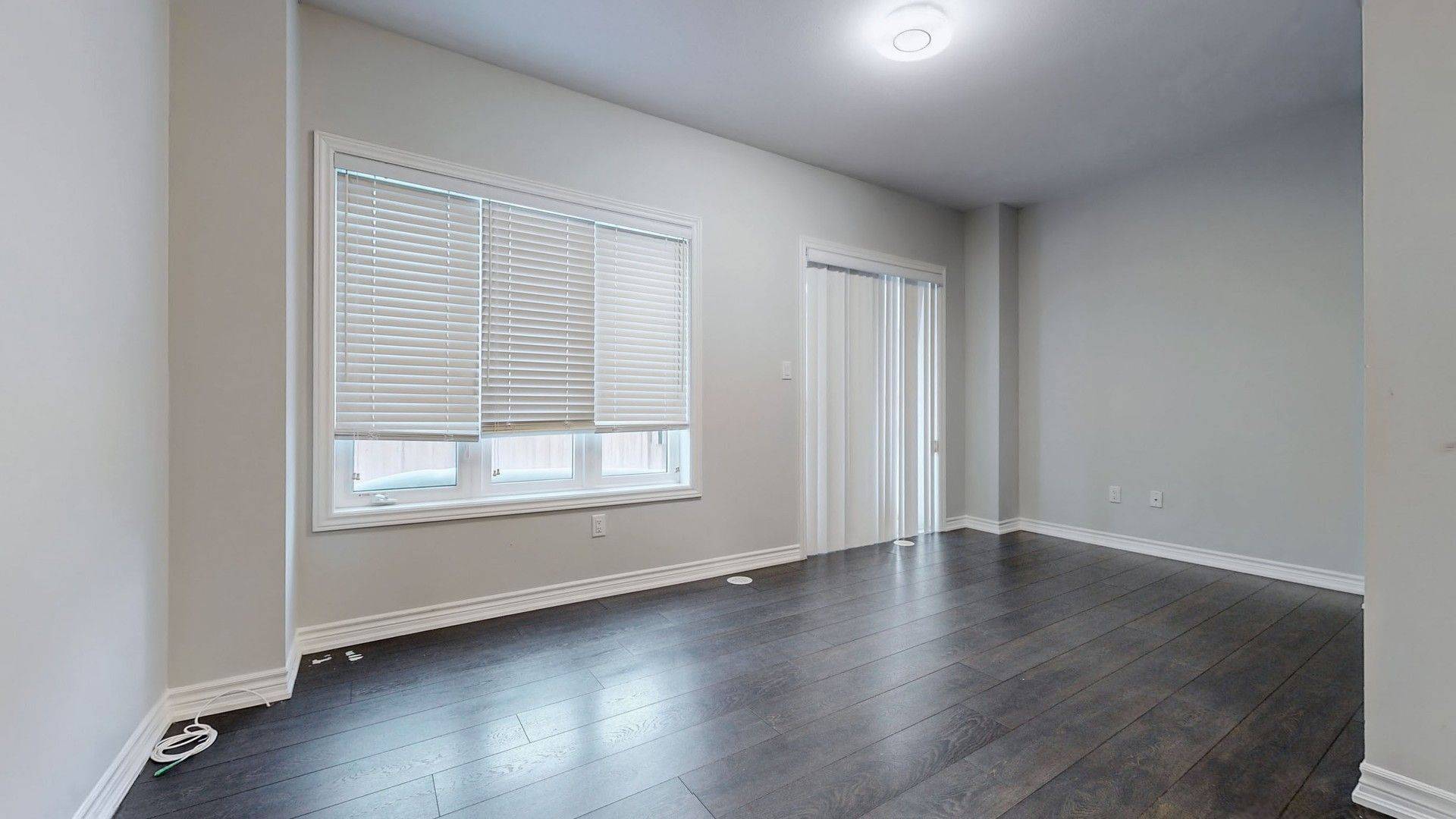 Hamilton, ON L8B 1W3,26 Borers Creek CIR