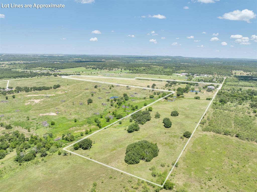 Bryson, TX 76427,8 SW Poteet Road