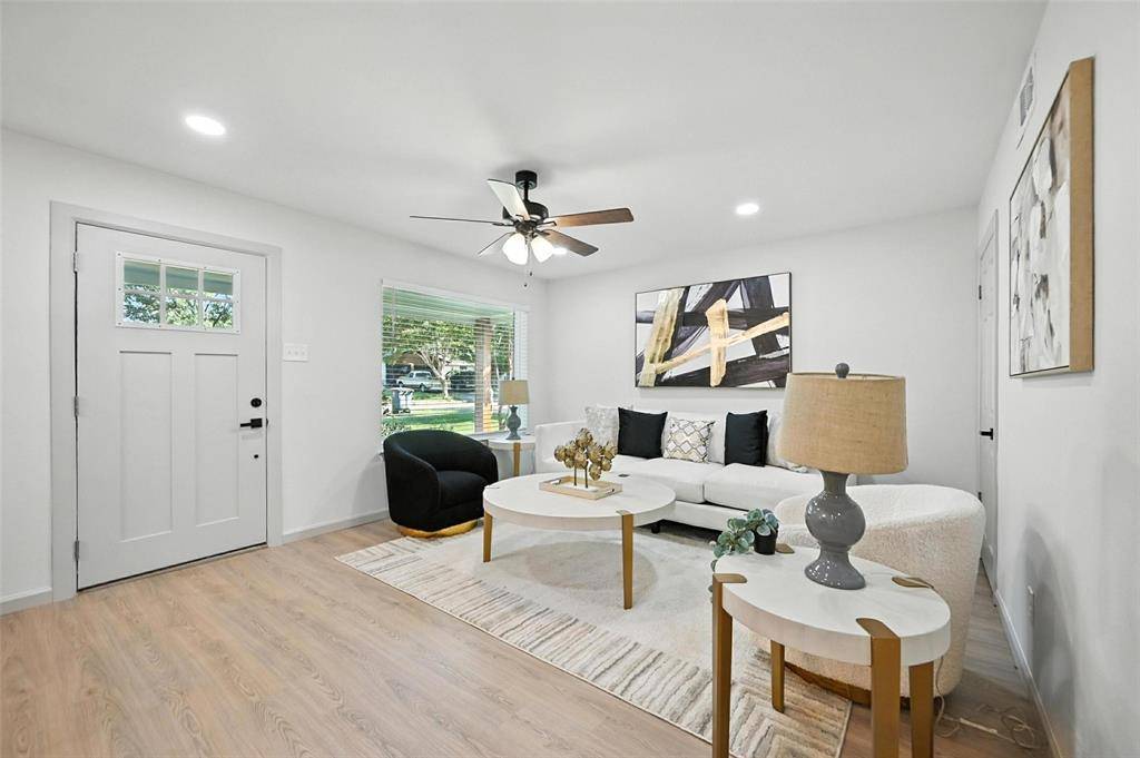 Dallas, TX 75218,11336 Dalron Drive