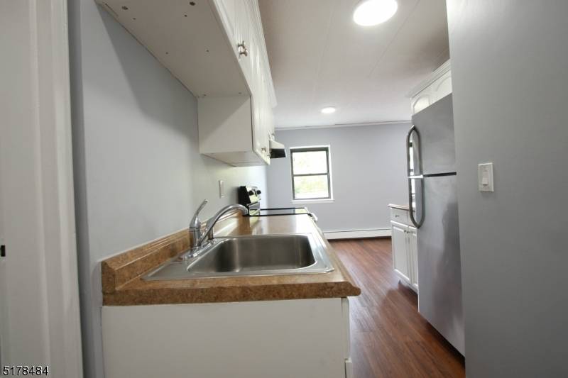 Millburn Twp., NJ 07041,149 Main St #3C