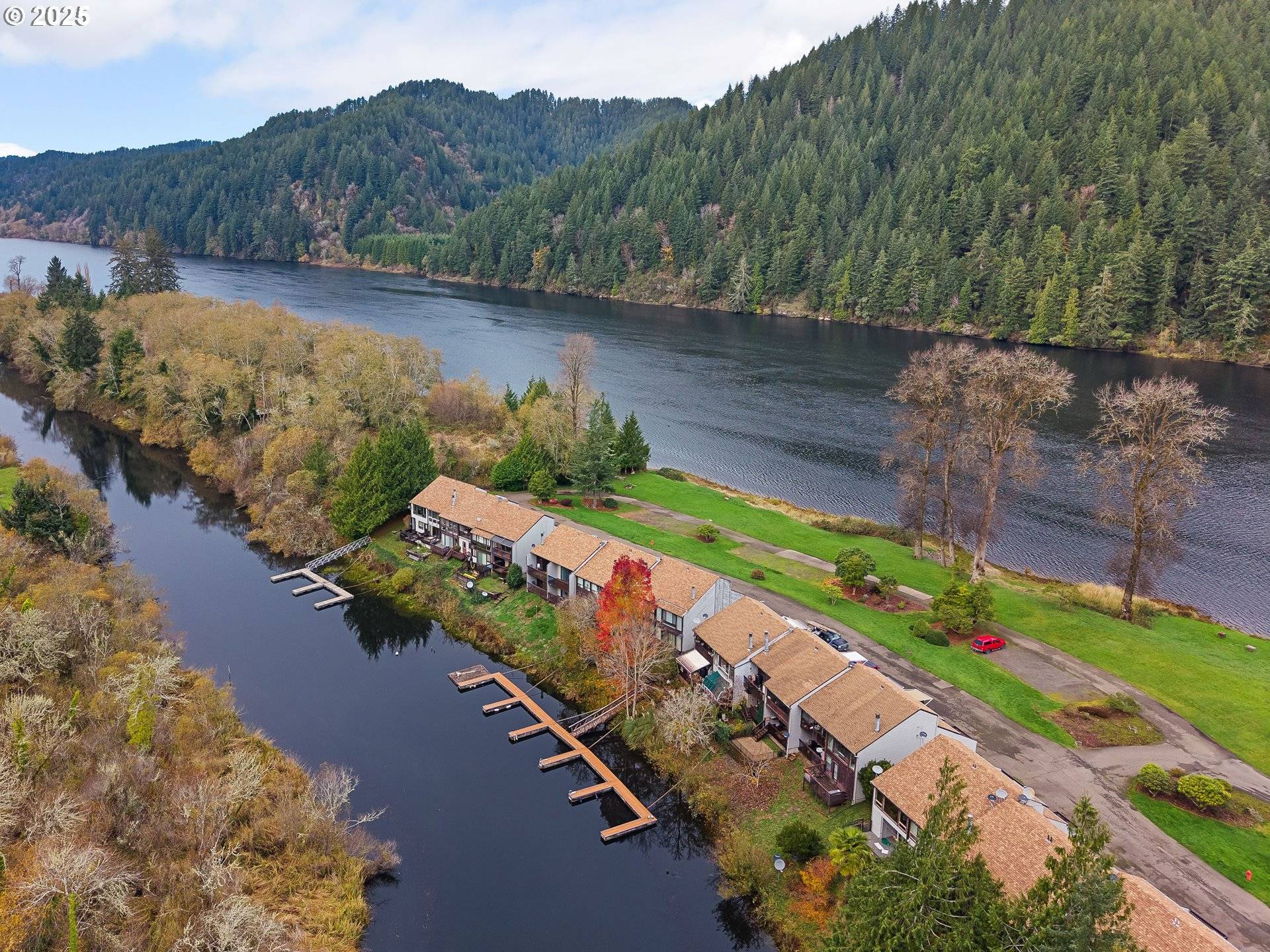 Reedsport, OR 97467,43605 STATE HIGHWAY 38 #35