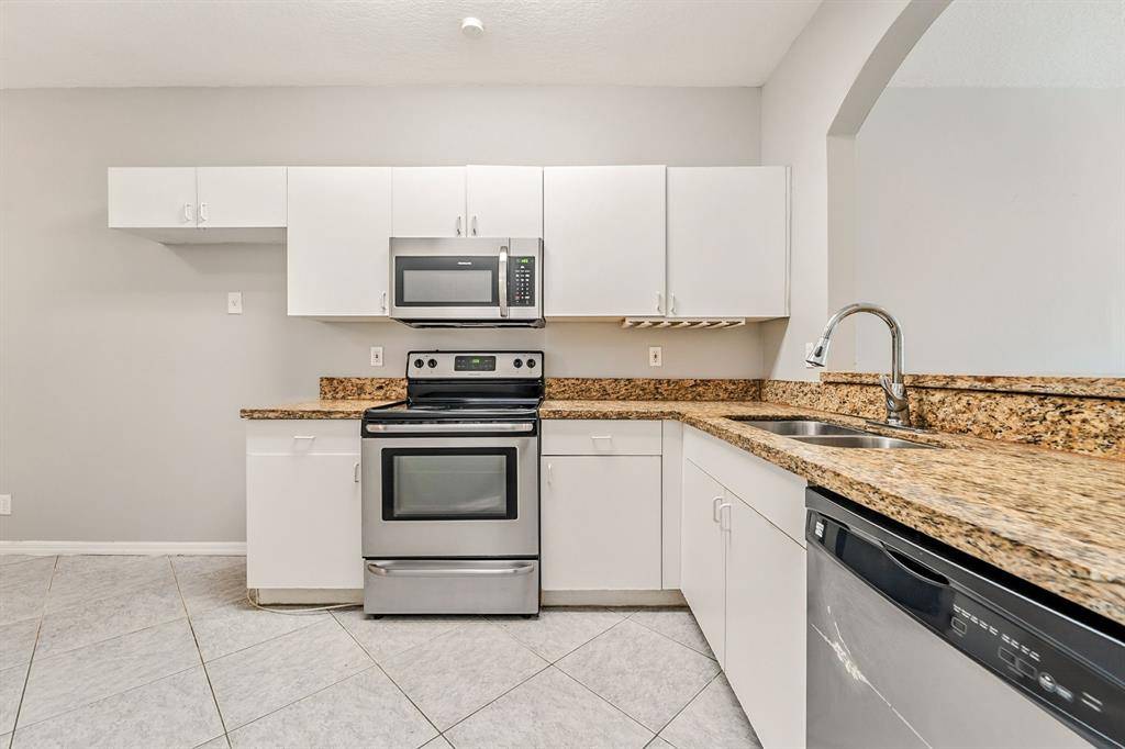 Deerfield Beach, FL 33442,1203 SW 48th