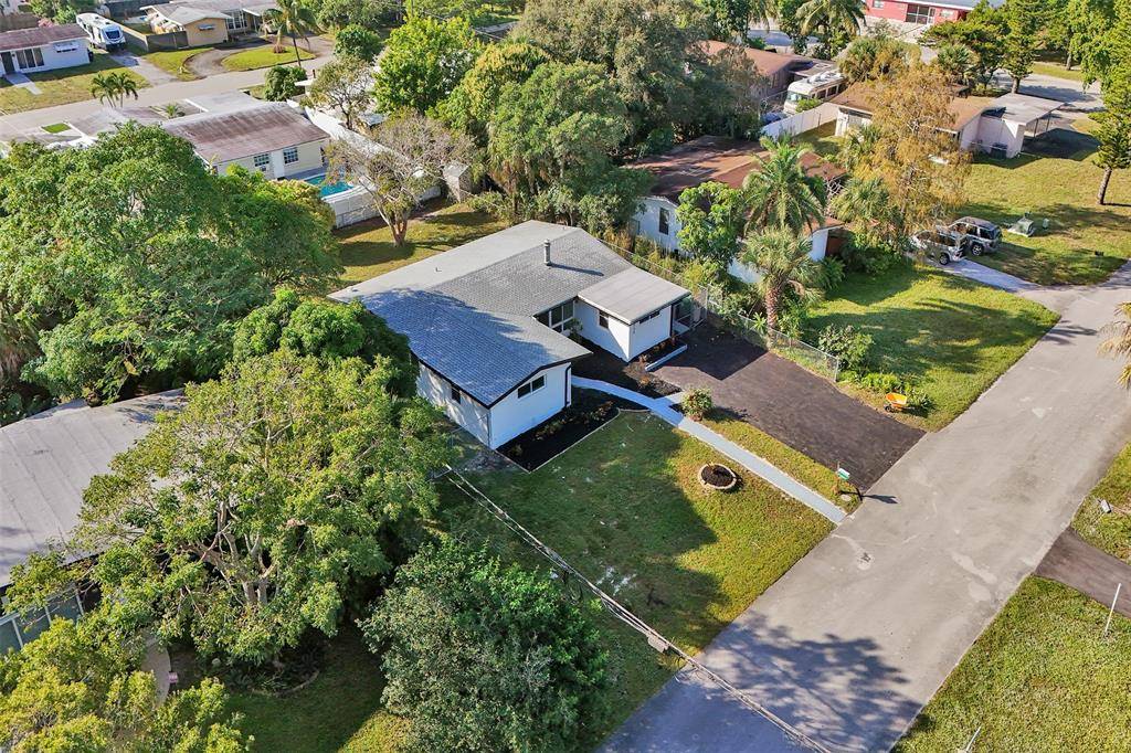 Fort Lauderdale, FL 33312,3024 SW 10th St