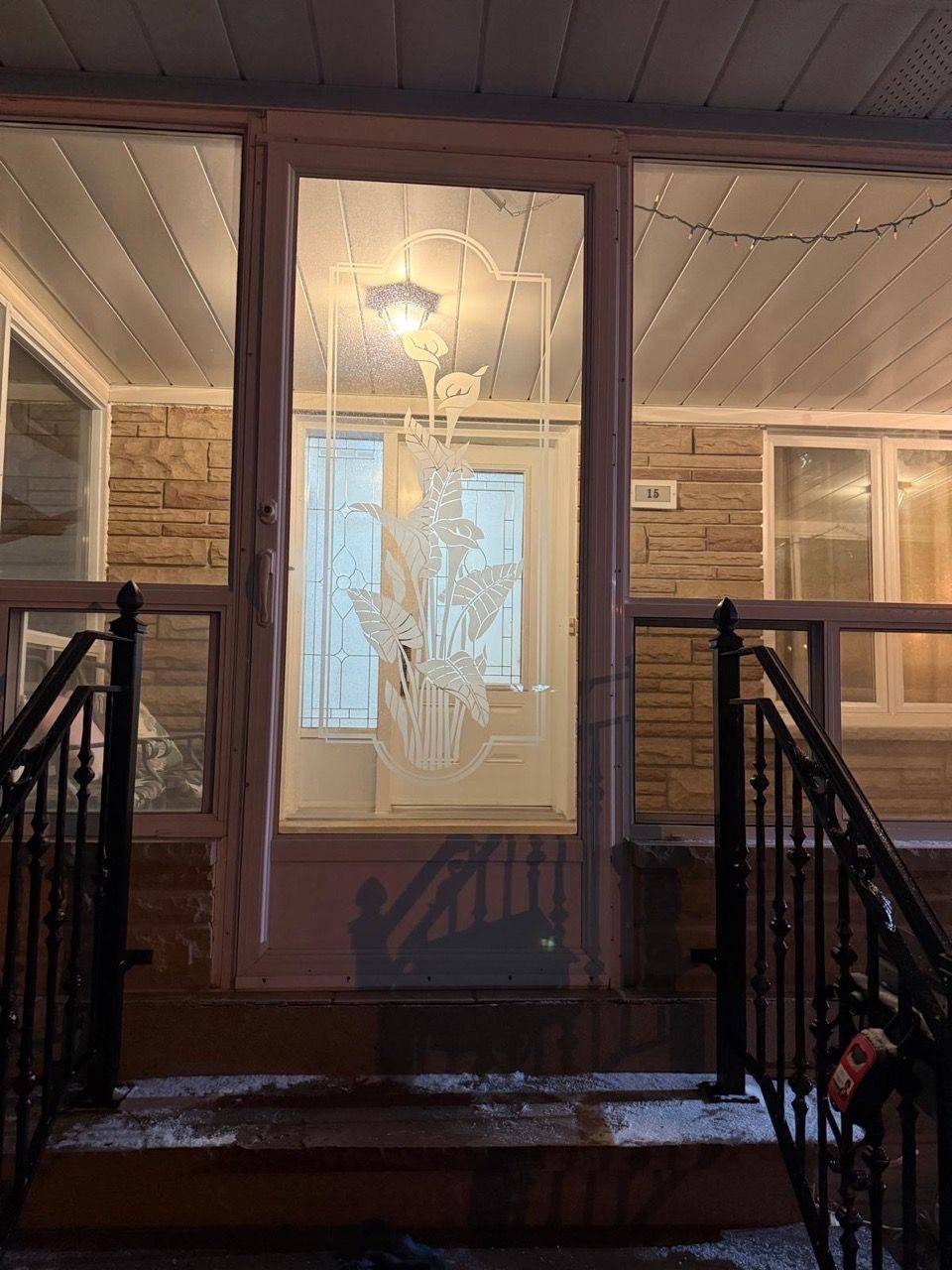 Toronto W10, ON M9V 3N6,15 Vange CRES