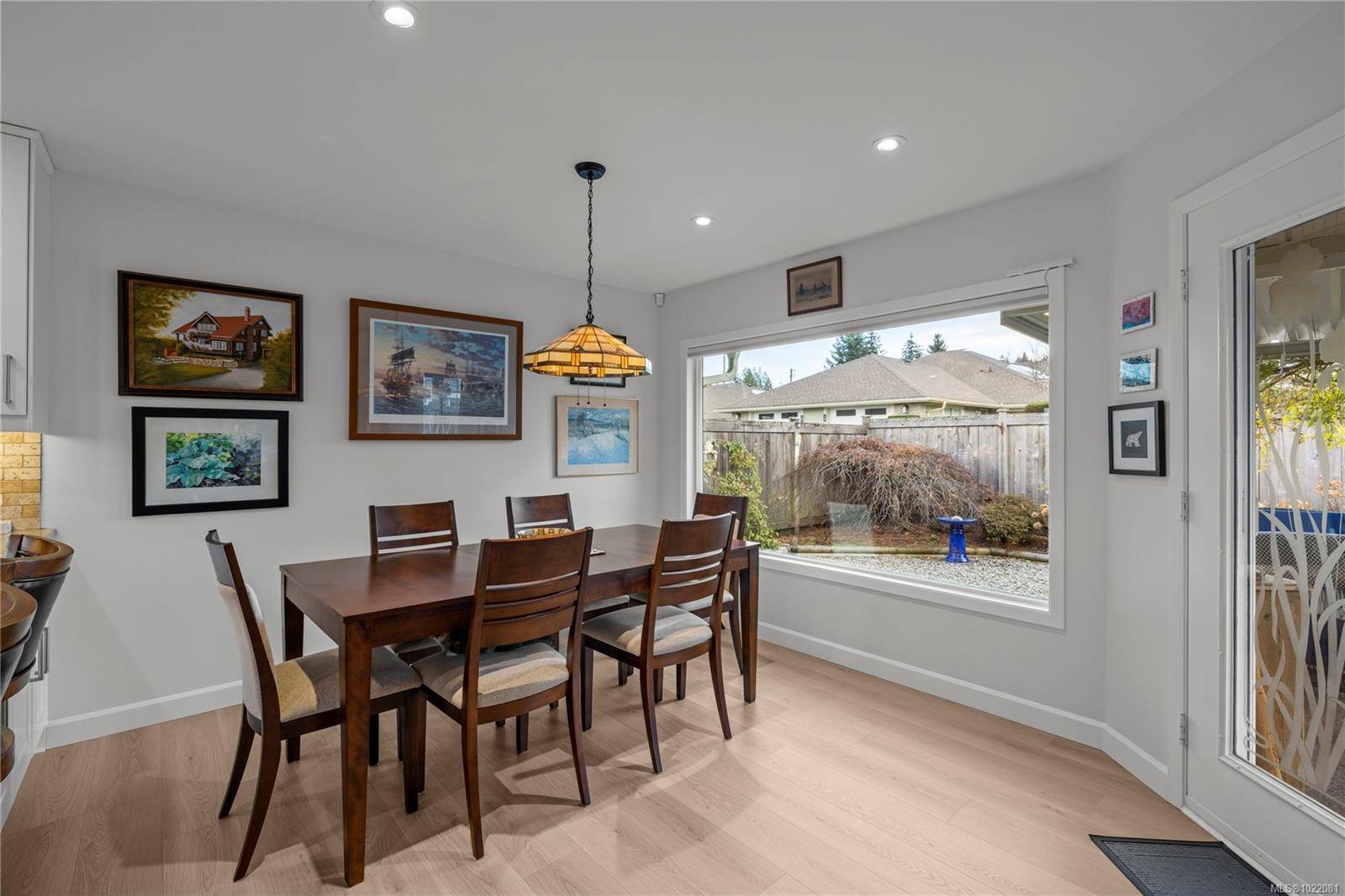 Qualicum Beach, BC V9K 1N9,800 Primrose St #8