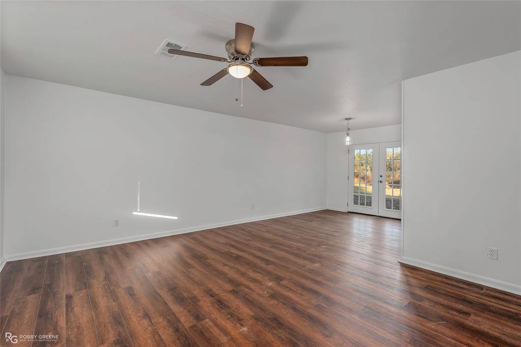 Vivian, LA 71082,15421 Old Atlanta Road