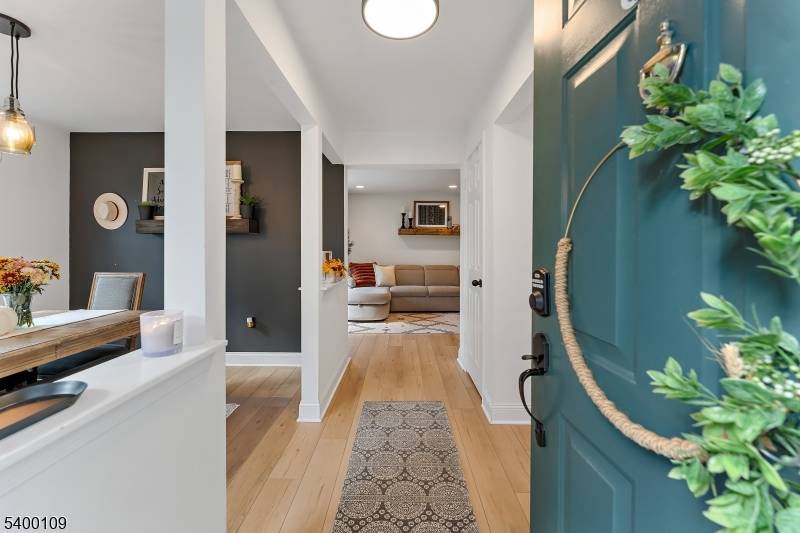 Branchburg Twp., NJ 08876,818 Magnolia Ln