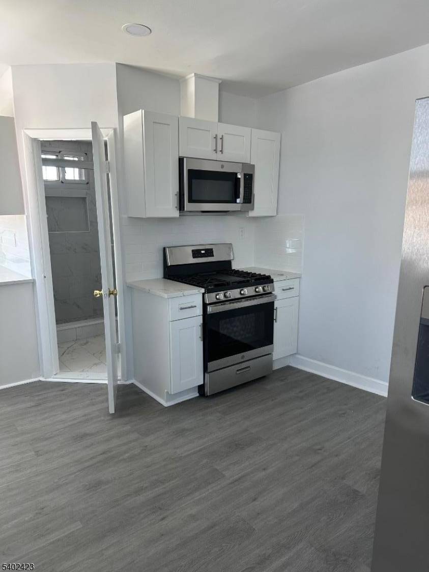 Newark City, NJ 07104,105 Broadway