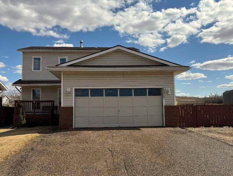 Peace River, AB T8S1M7,10517 82 ST