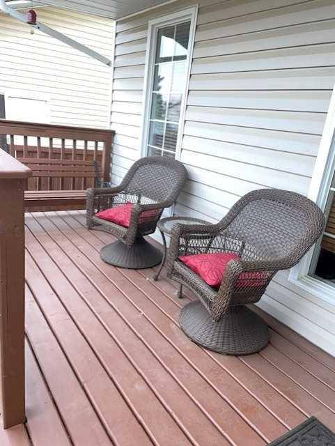 Peace River, AB T8S1M7,10517 82 ST