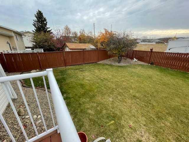 Peace River, AB T8S1M7,10517 82 ST