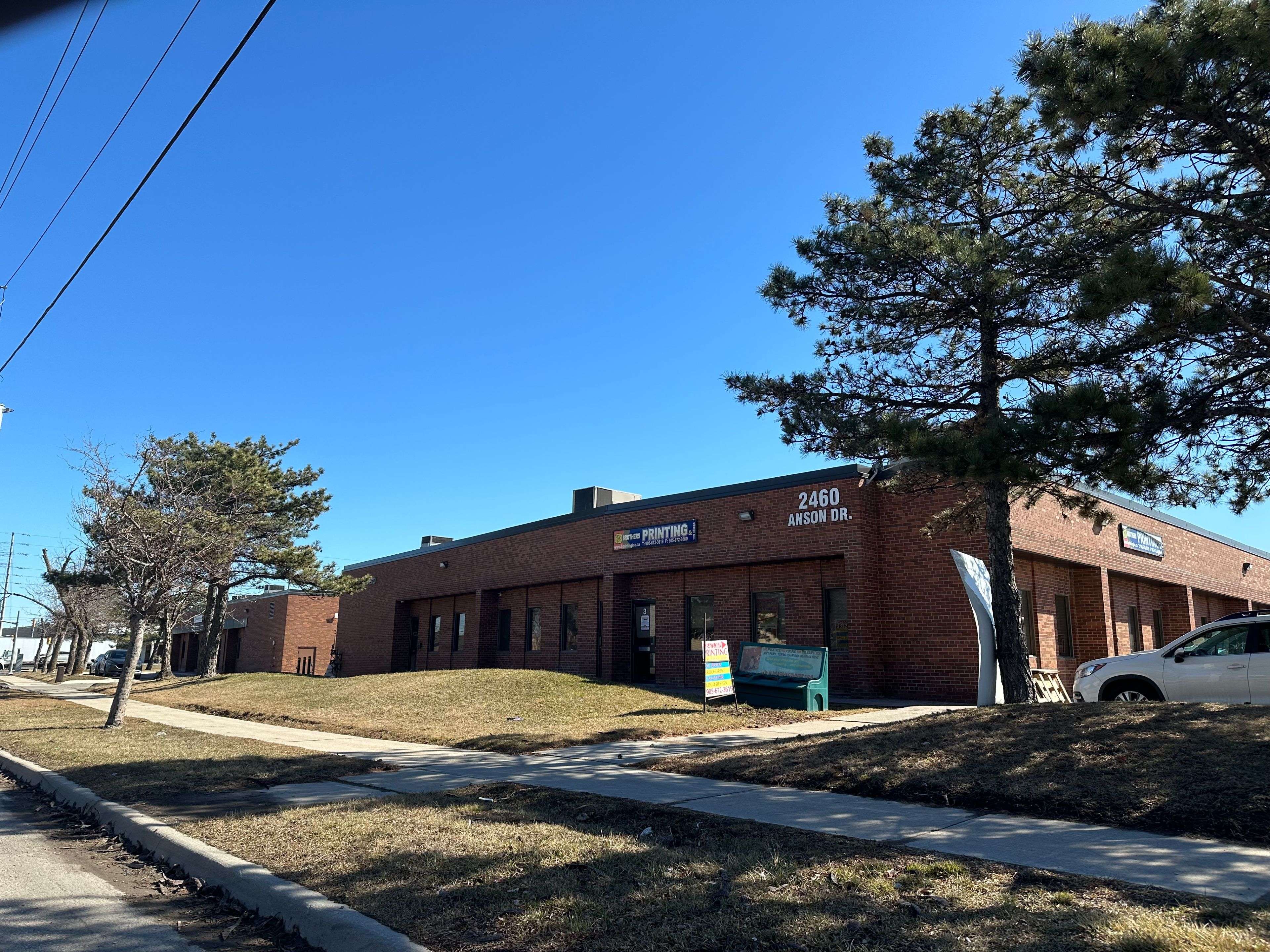 Mississauga, ON L5S 1G7,2460 Anson DR W #15&16