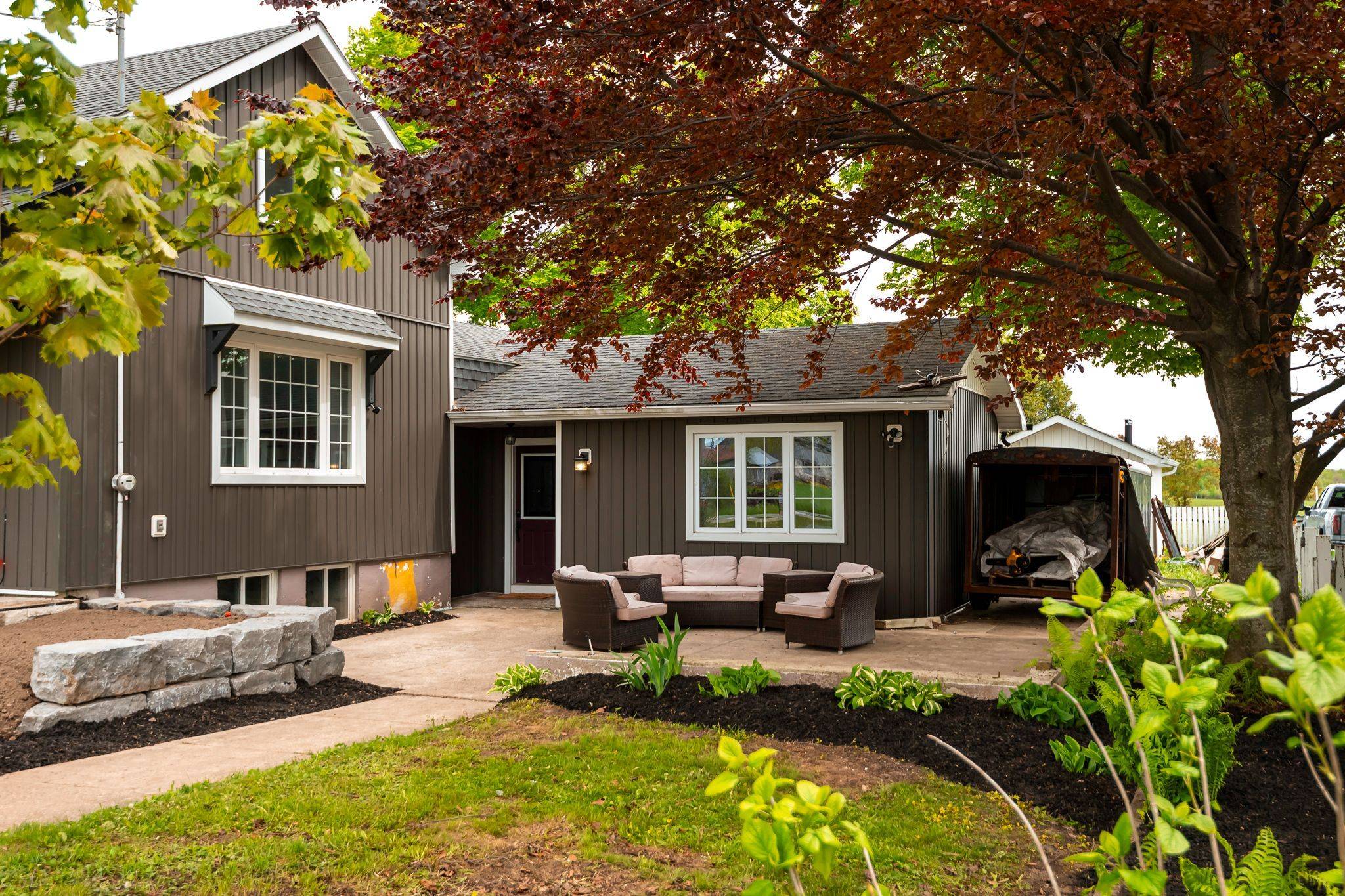 Southgate, ON N0C 1B0,185452 Grey Road 9 RD