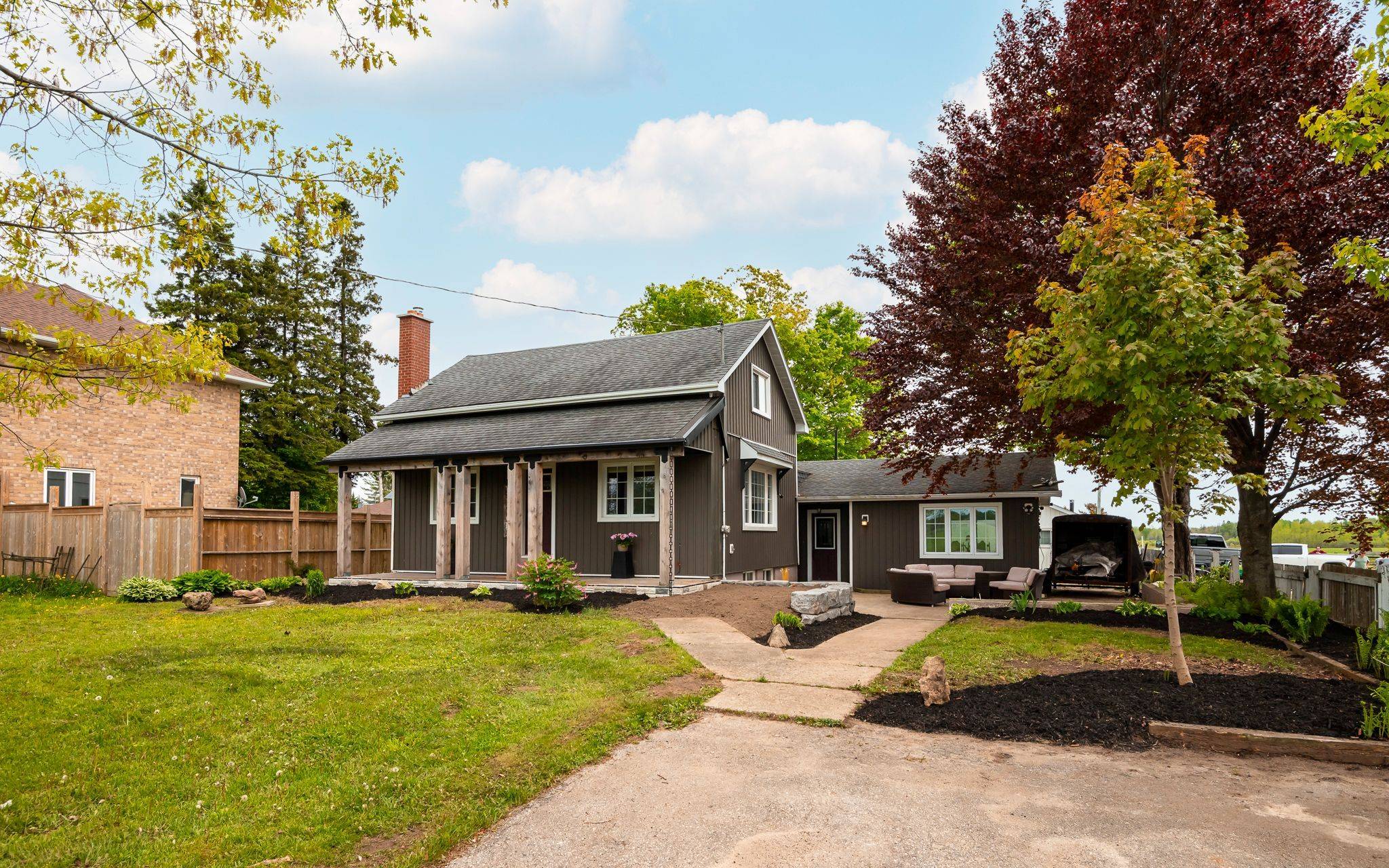 Southgate, ON N0C 1B0,185452 Grey Road 9 RD