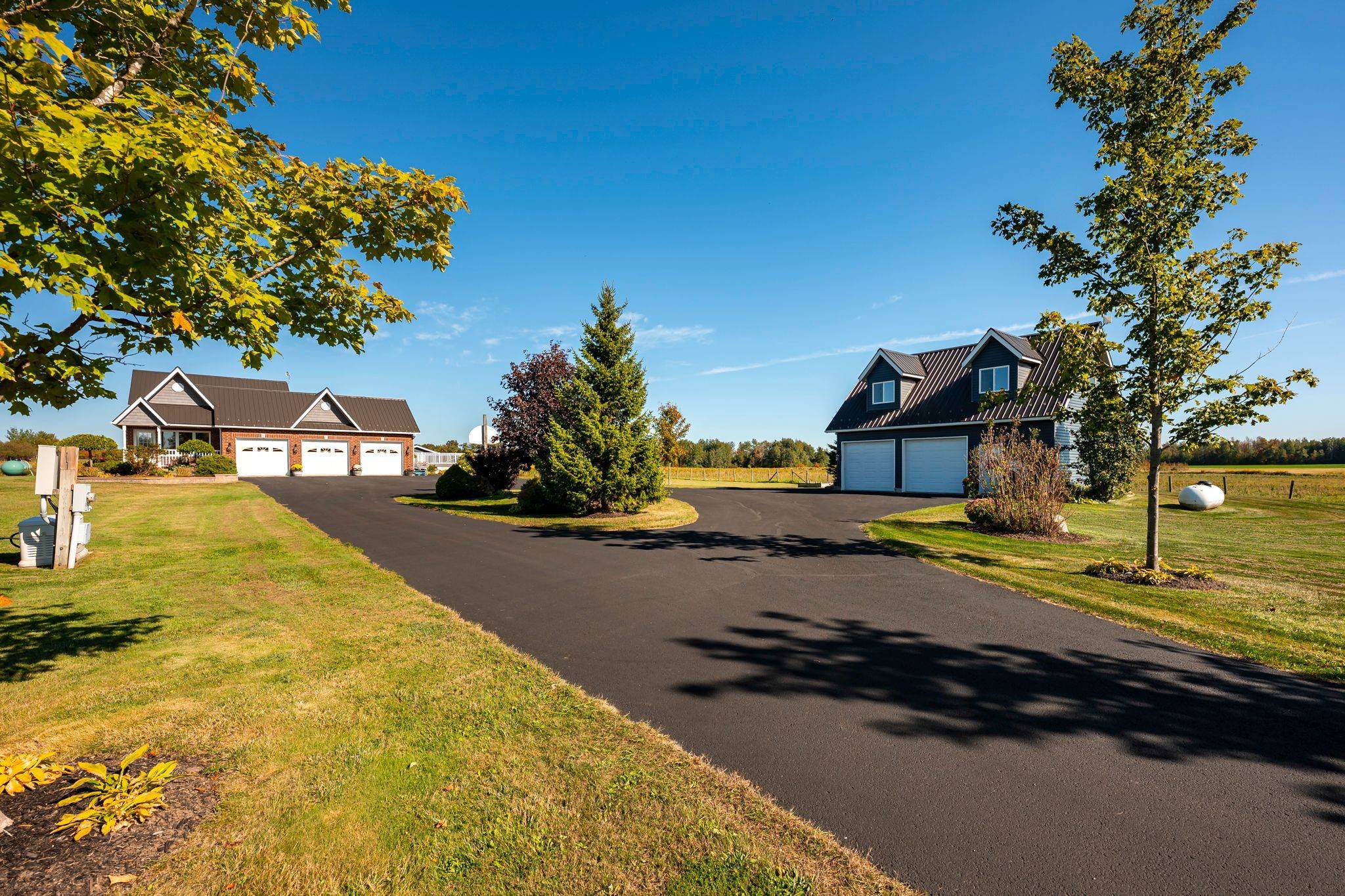 Amaranth, ON L9W 0N4,395115 County Road 12 RD