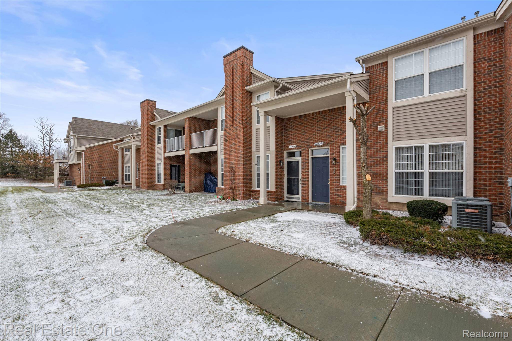 Shelby Twp, MI 48317,48436 Maplehurst DR