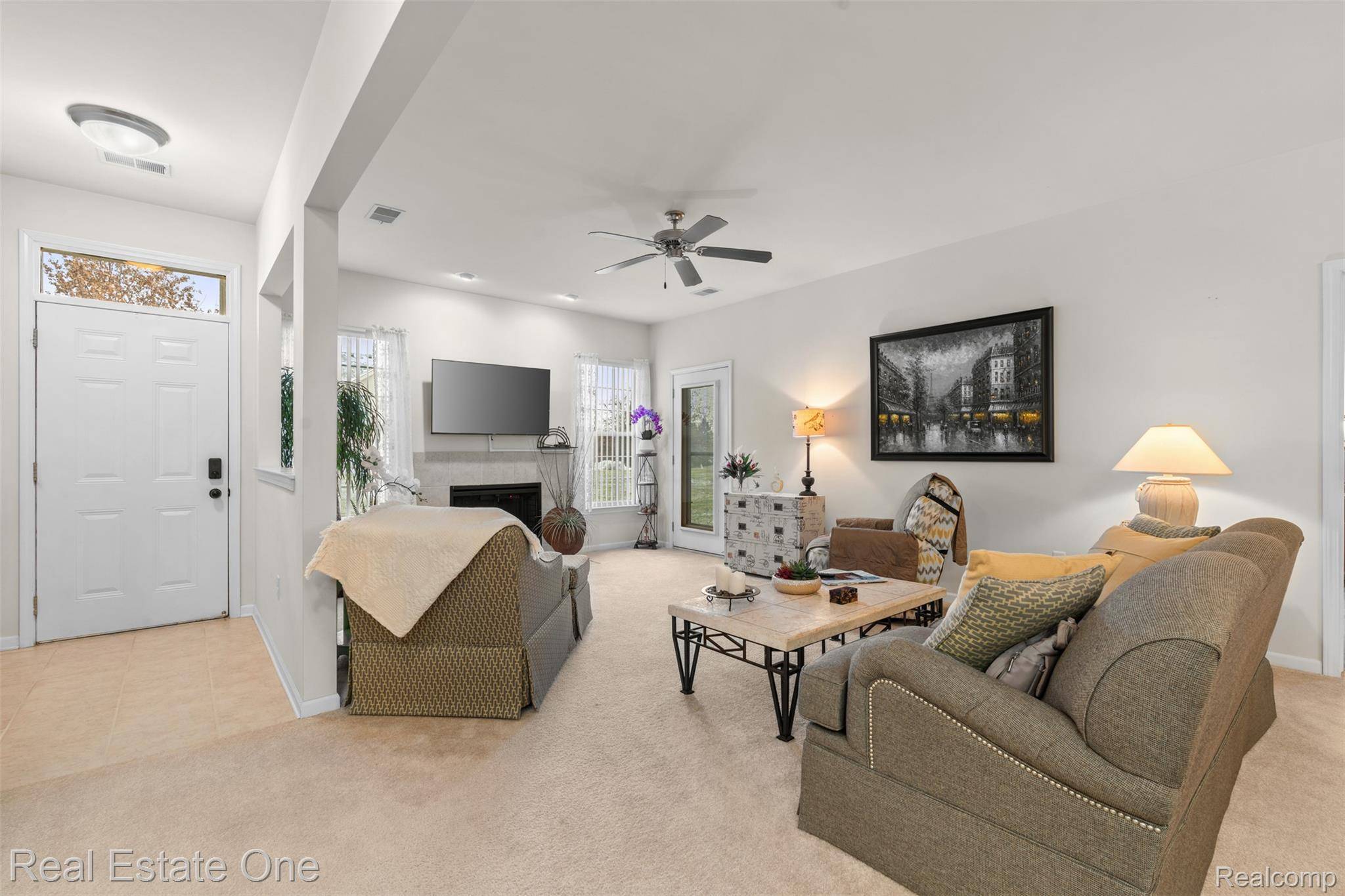 Shelby Twp, MI 48317,48436 Maplehurst DR