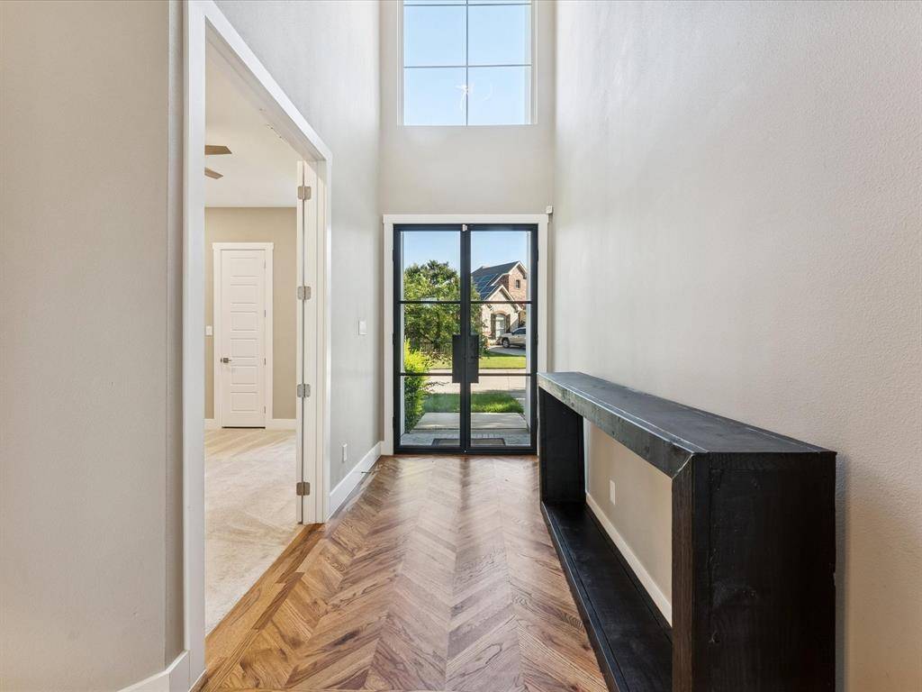 Desoto, TX 75115,914 Saint George Place