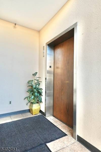 Lyndhurst Twp., NJ 07071,464-470 Valley Brook Ave  Ste 6