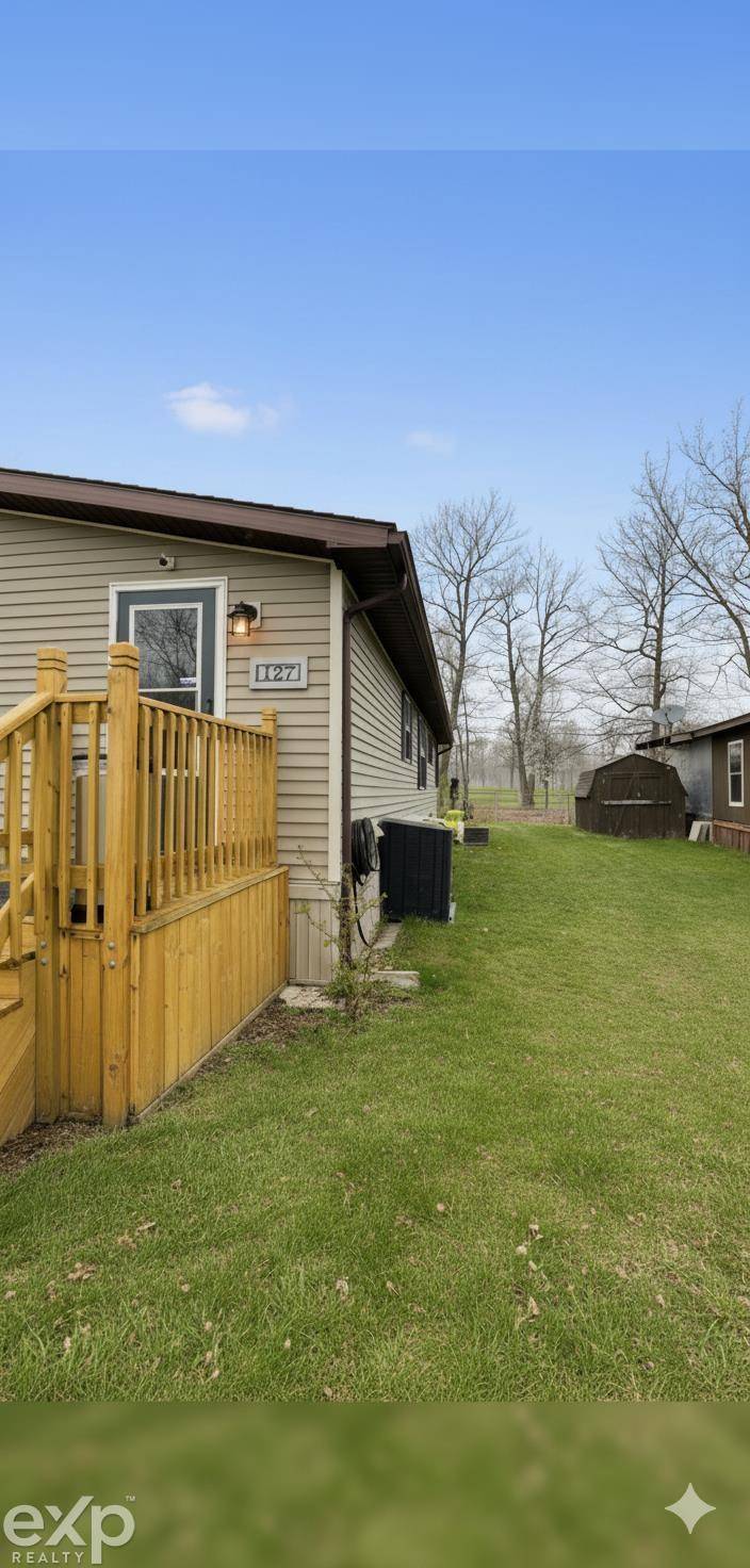 Marysville, MI 48040,50 Mack AVE