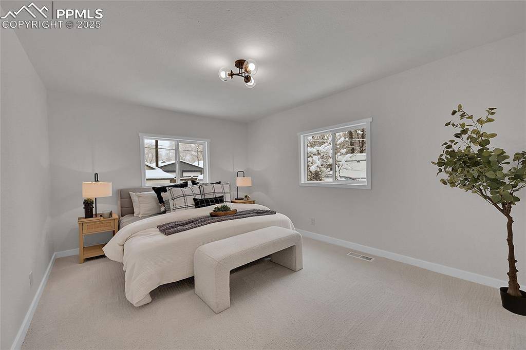 Colorado Springs, CO 80909,602 Alexander RD