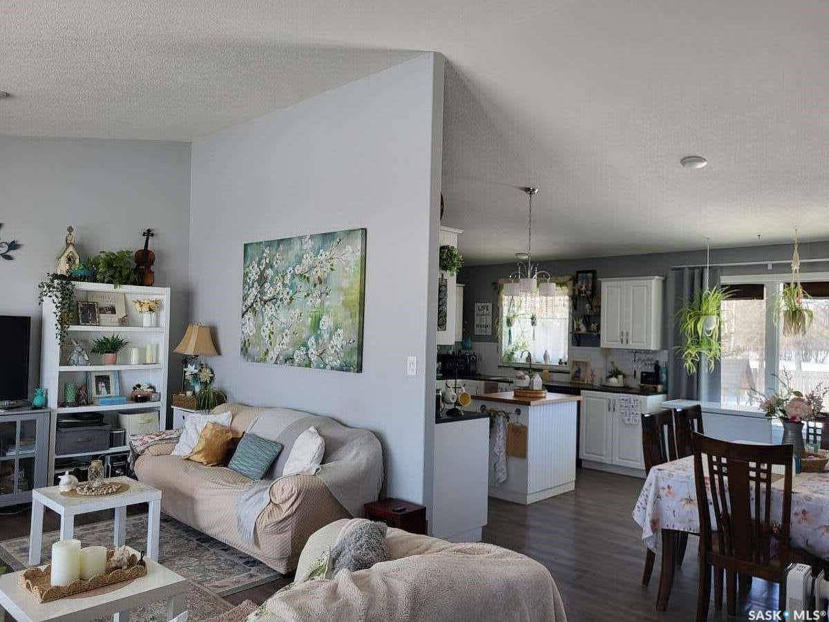 Waseca, SK S0M 3A0,210 Douglas PLACE