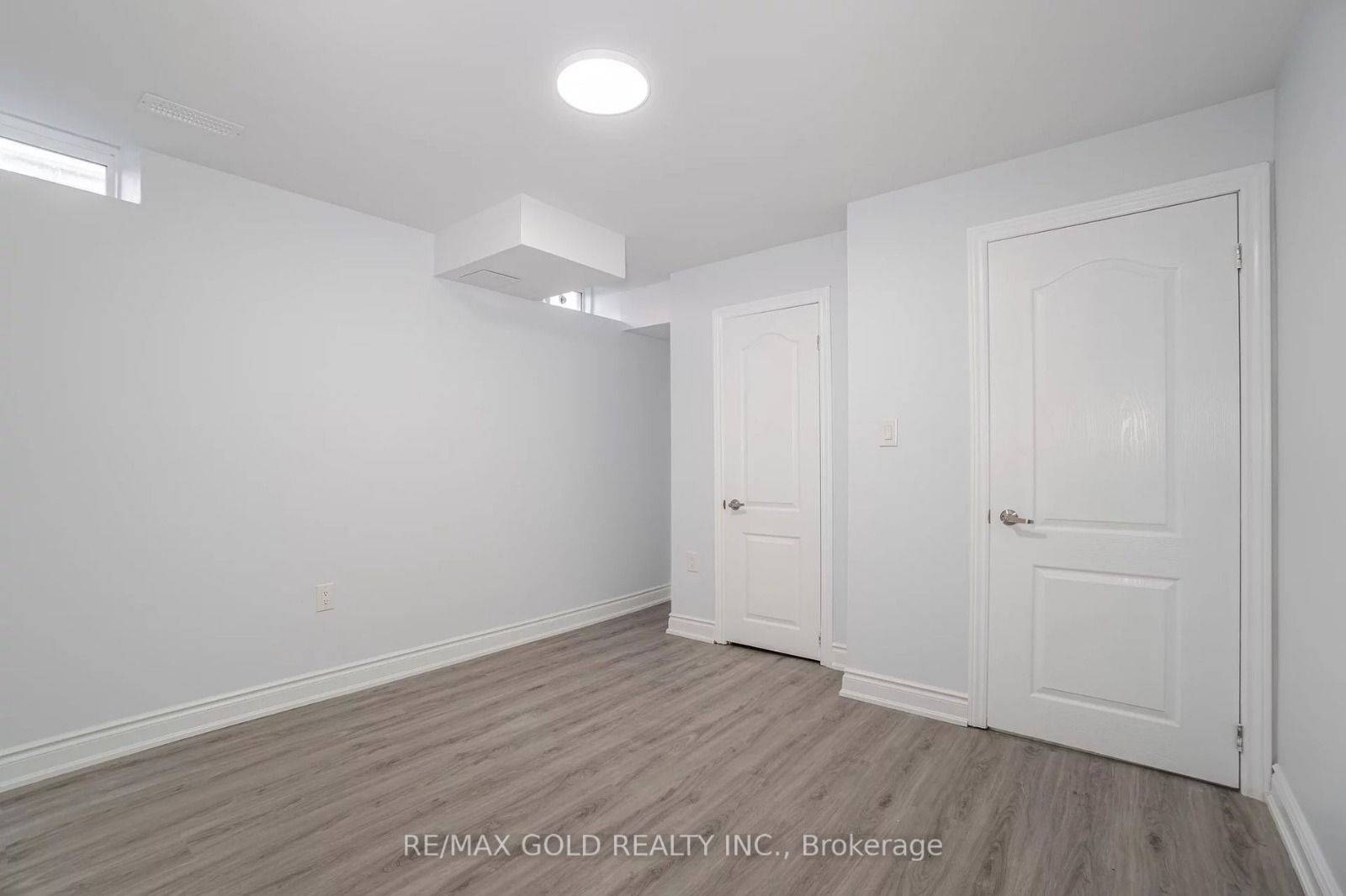 Brampton, ON L6X 5M2,107 Banbridge CRES