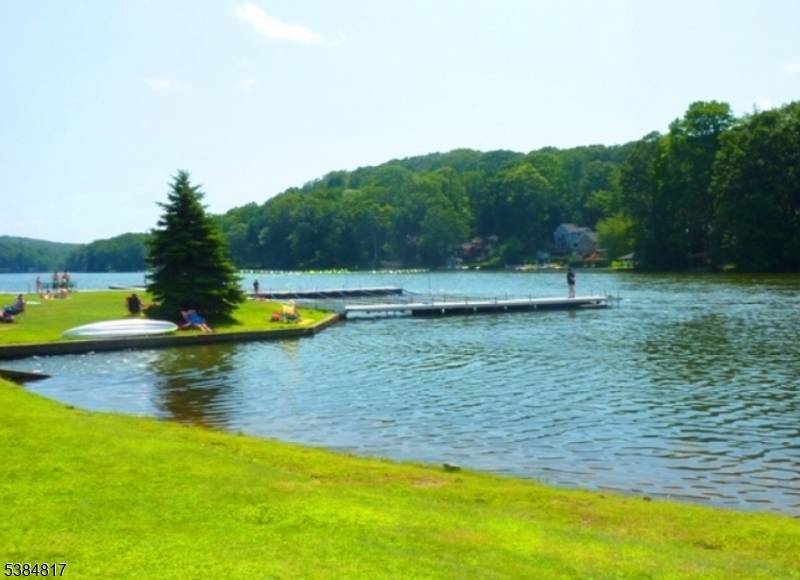 Ringwood Boro, NJ 07456,10 Judith Ann Dr