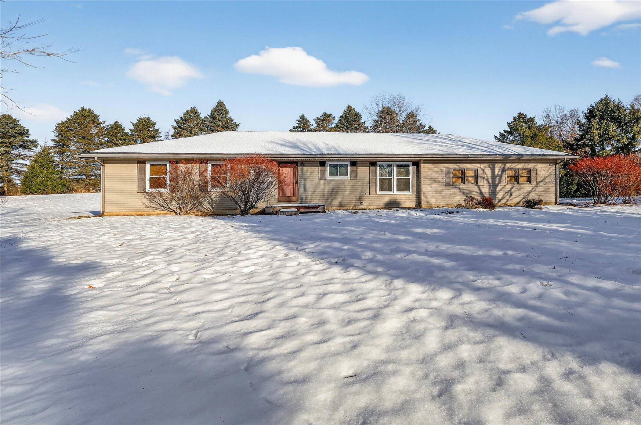 Grass Lake, MI 49240,13890 Sharon Valley RD