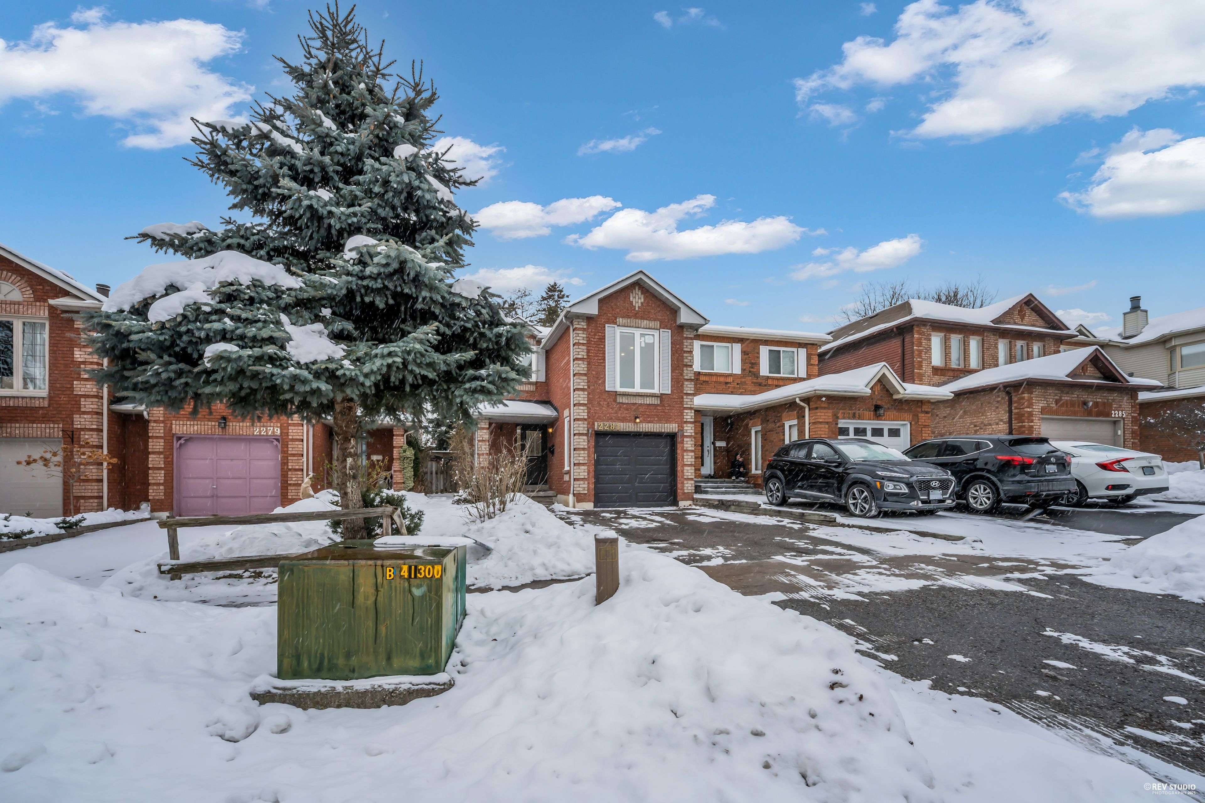 Pickering, ON L1X 2R7,2281 Wildwood CRES