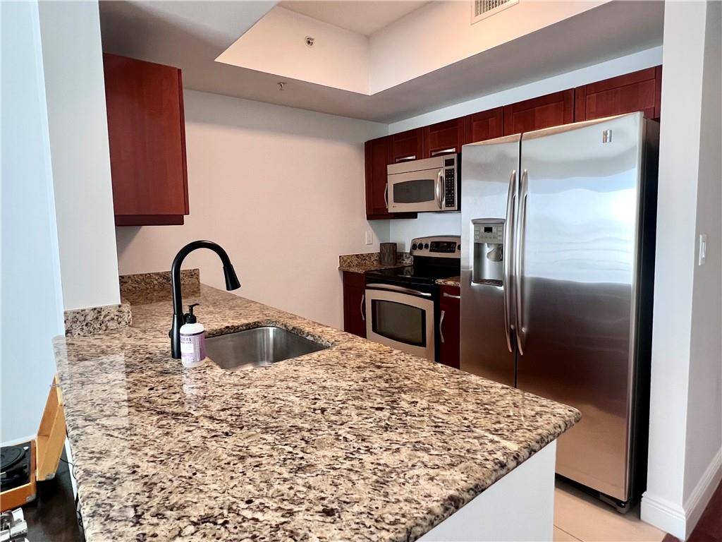 Miami, FL 33156,7275 SW 90th Way #504