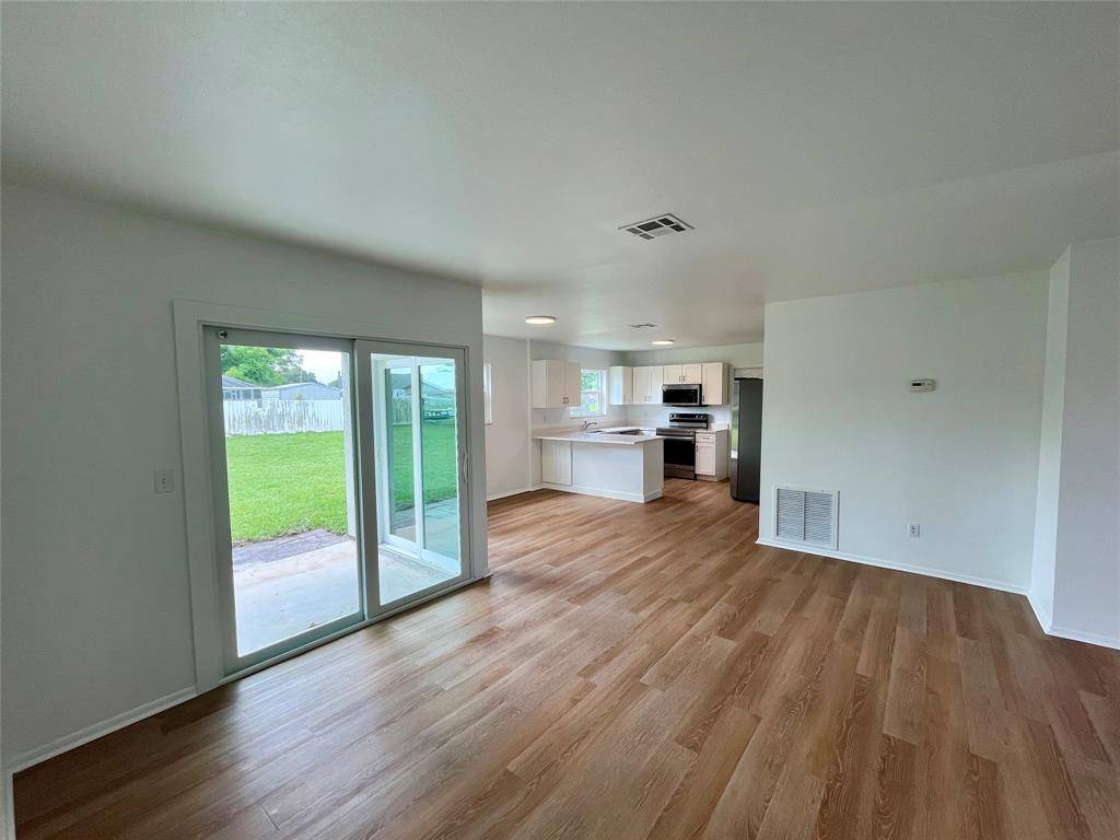 Vero Beach, FL 32962,965 Highland Dr SW