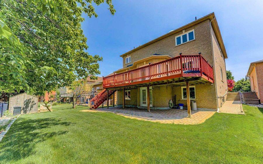 Markham, ON L6C 1Y2,338 Calvert RD