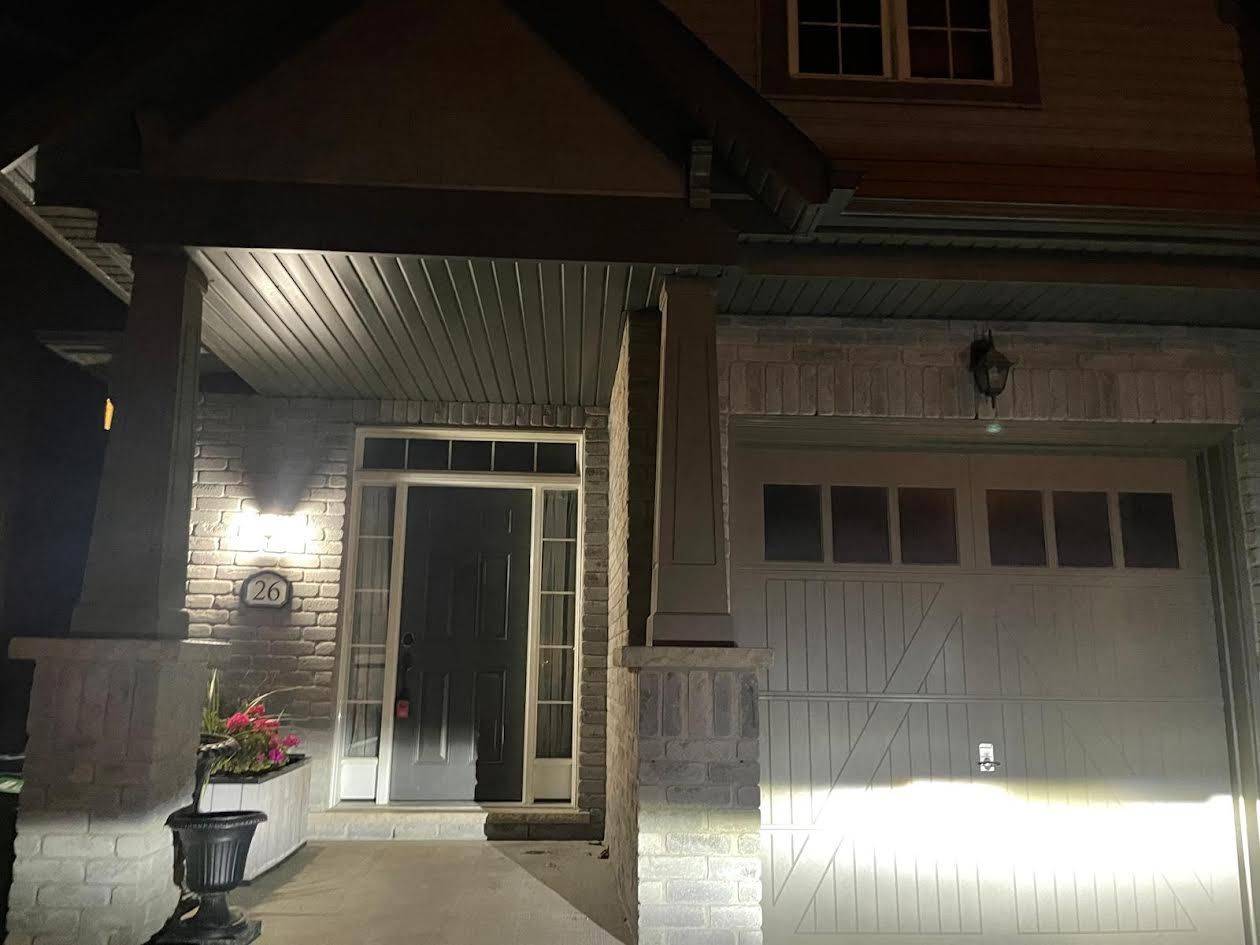 Caledon, ON L7C 3V8,26 Zephyr RD