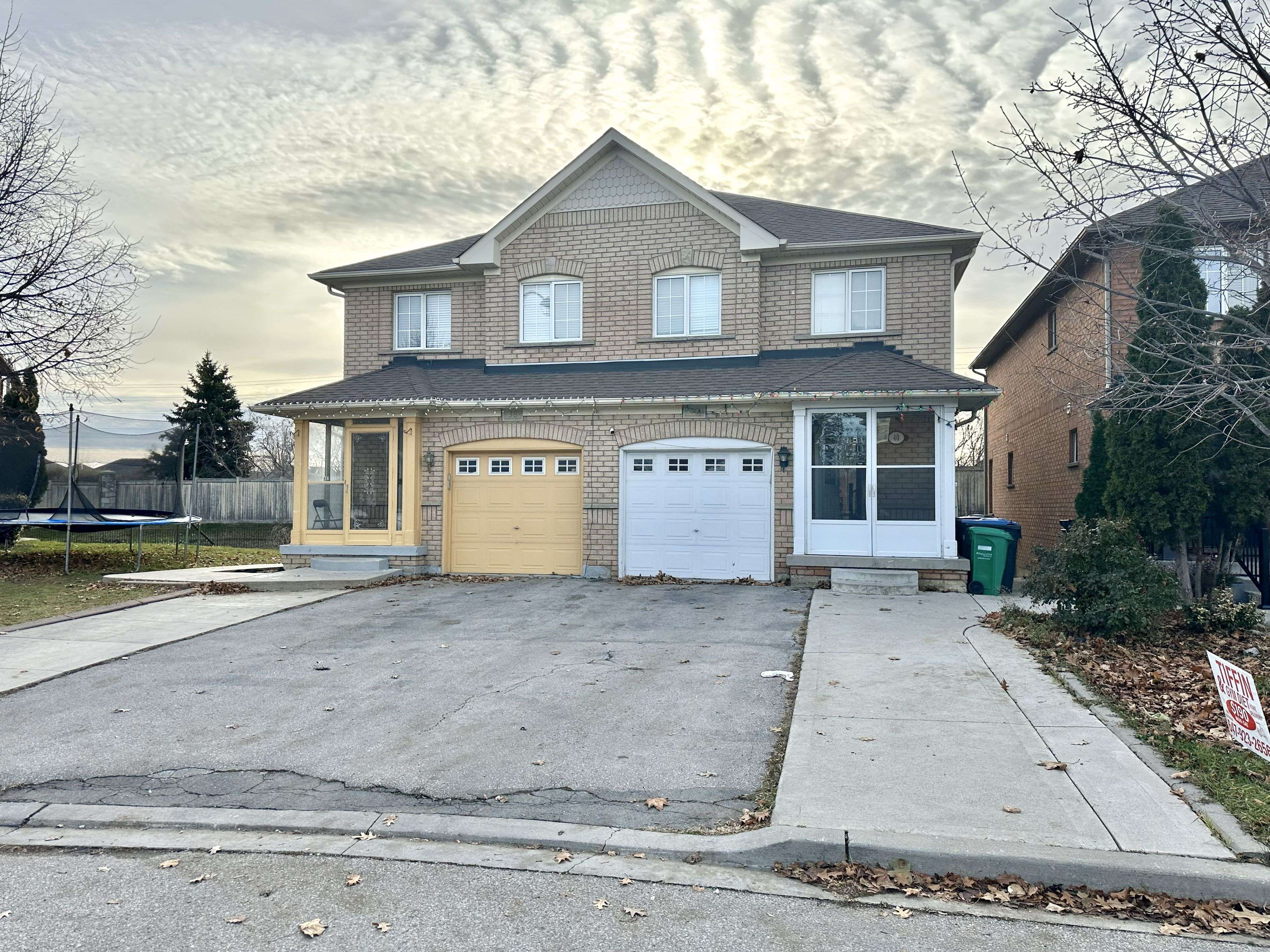 Brampton, ON L6P 1B4,40 Ridgefield CT