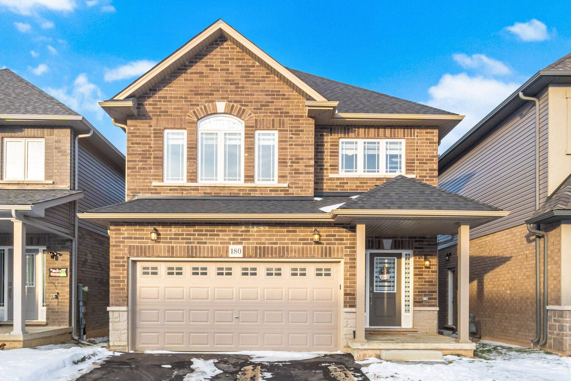 Hamilton, ON L0R 1P0,180 CITTADELLA BLVD