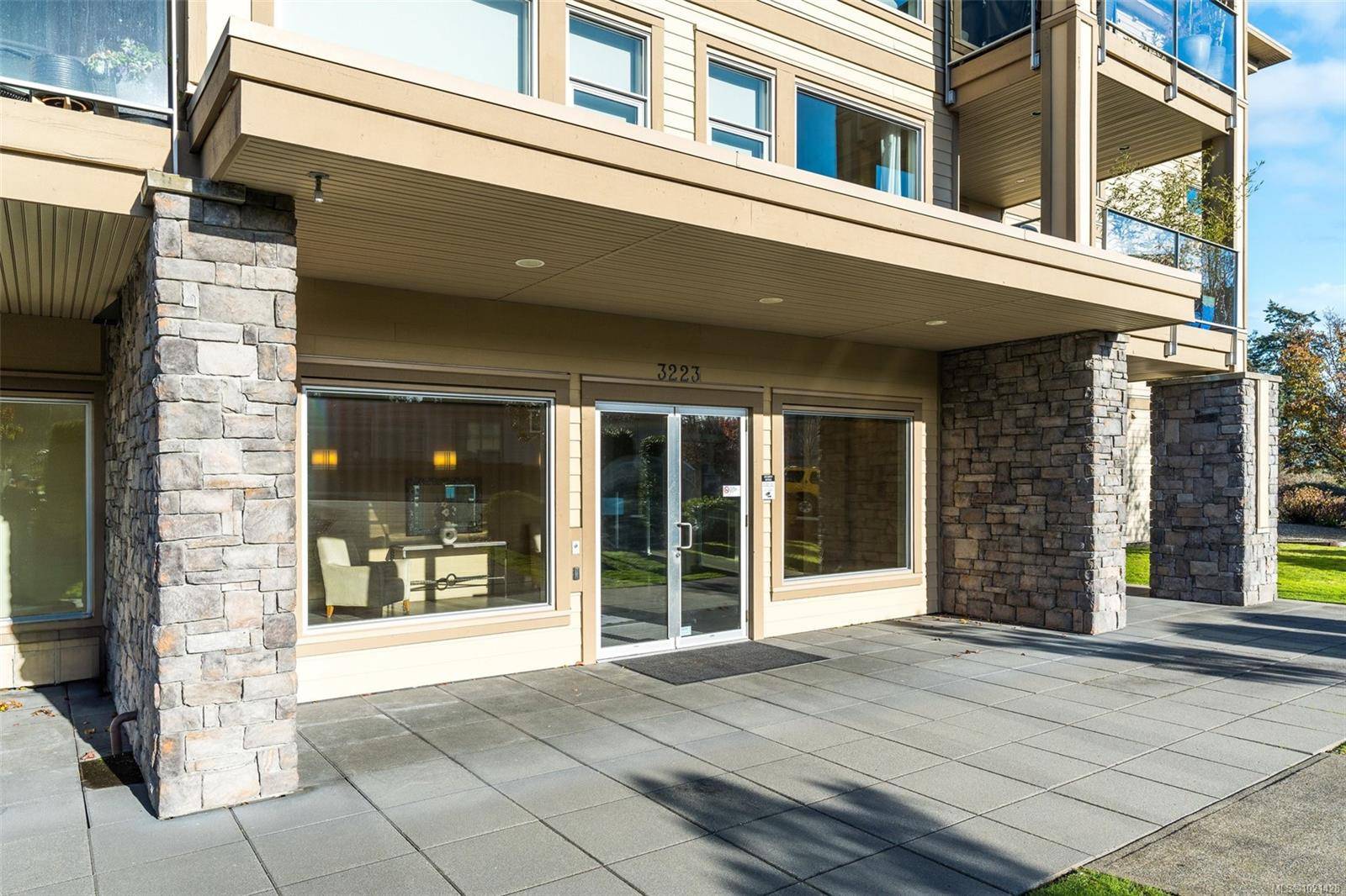 Colwood, BC V9C 0E7,3223 Selleck Way #403