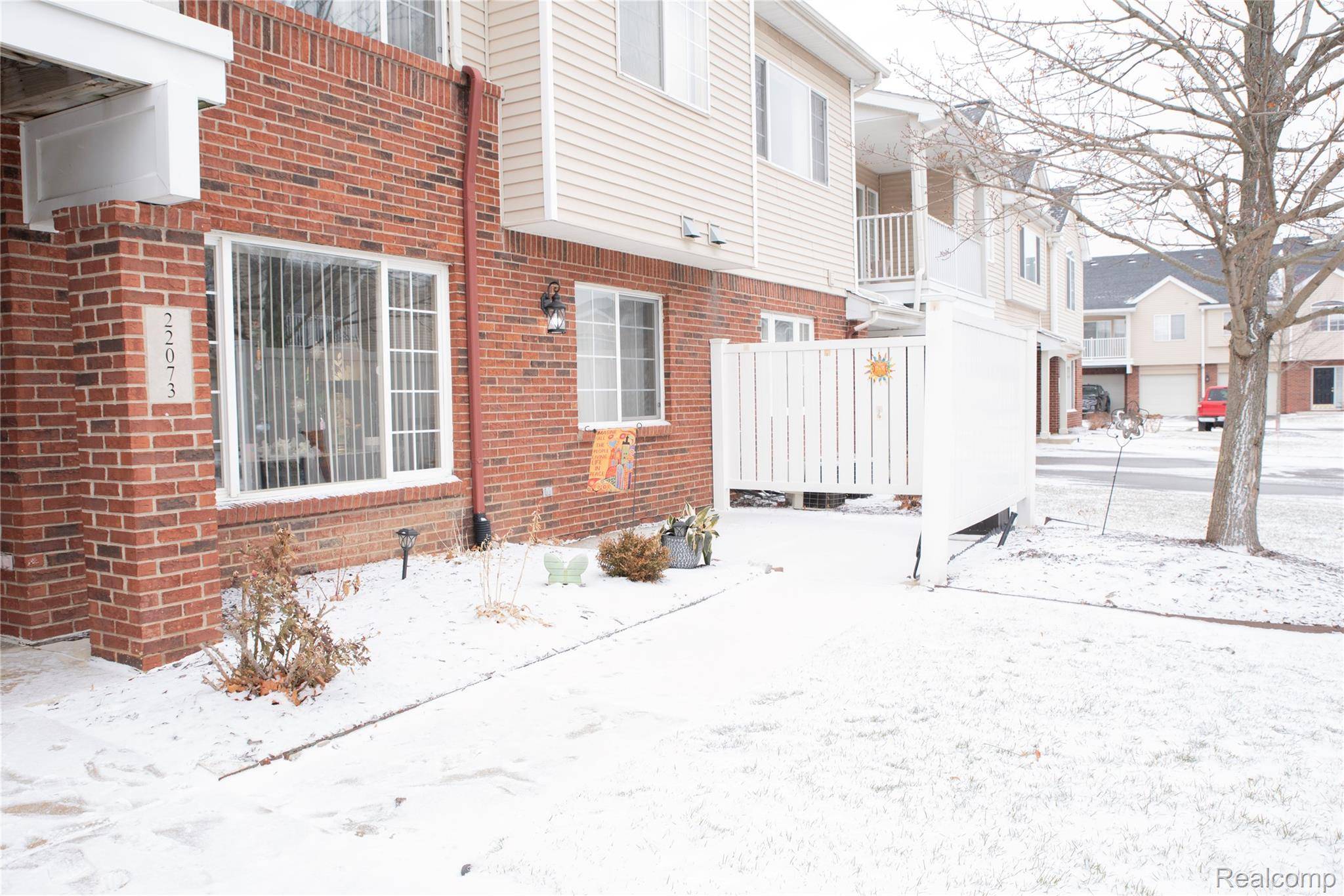 Woodhaven, MI 48183,22073 Fairlane BLVD