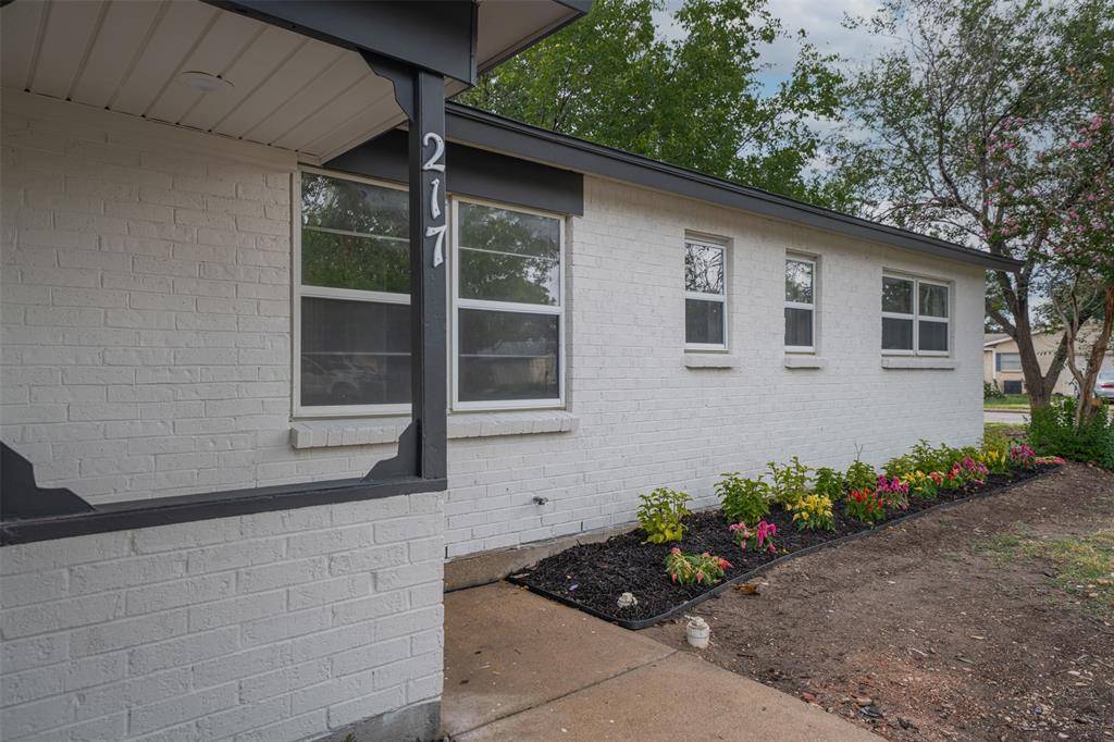 Saginaw, TX 76179,217 Palomino Drive