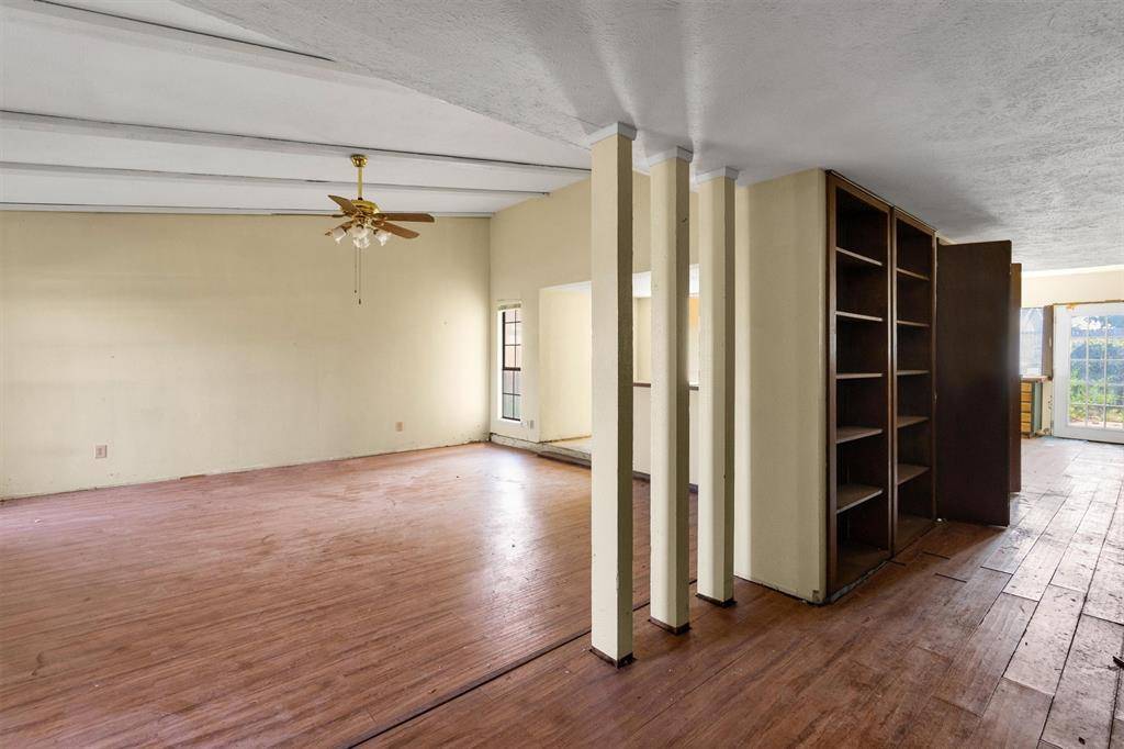 The Colony, TX 75056,5241 REED Drive