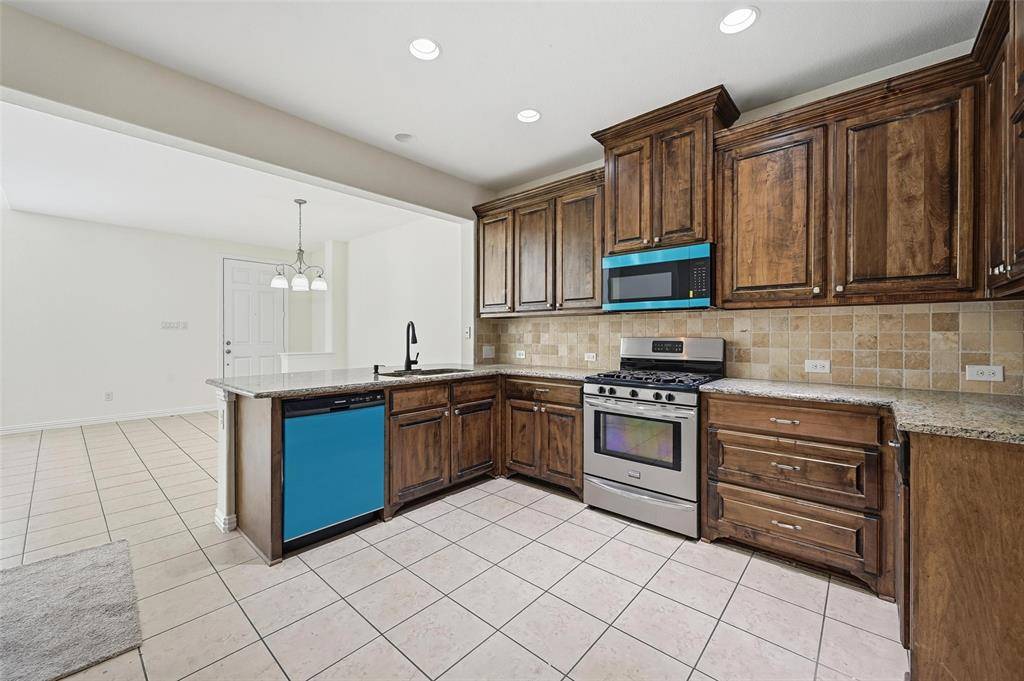 Richardson, TX 75081,672 S Greenville Avenue