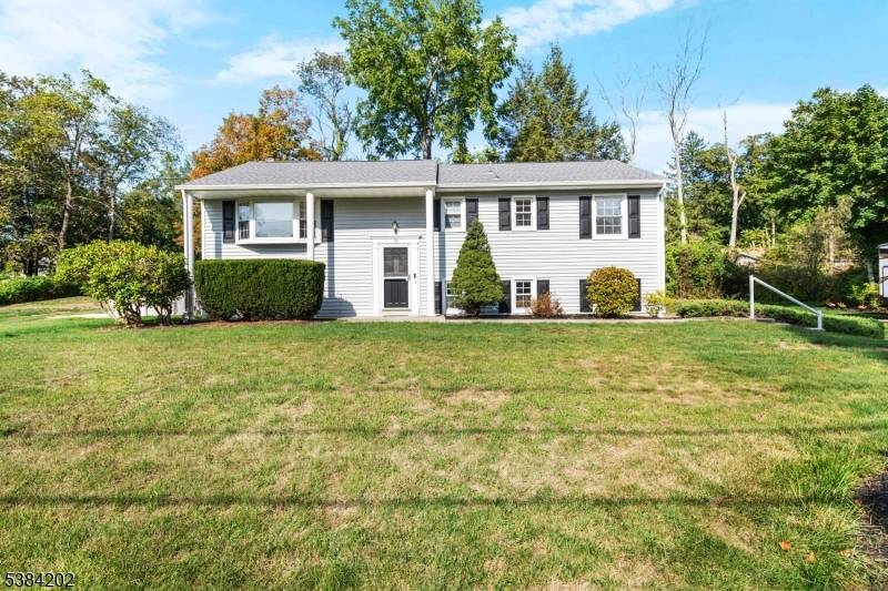 West Milford Twp., NJ 07435,10 Post Pl