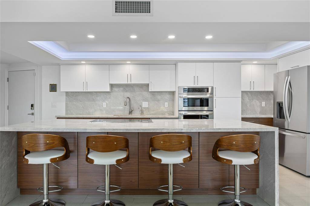 Hallandale Beach, FL 33009,1880 S Ocean Dr #TS306