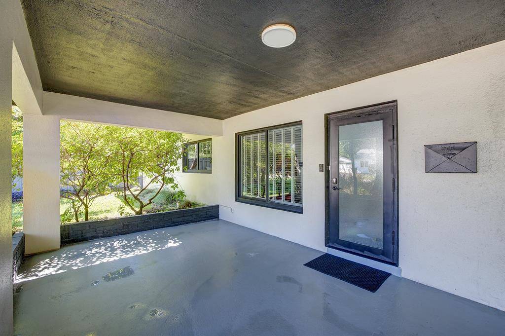 Oakland Park, FL 33334,3281 NE 15th Ave