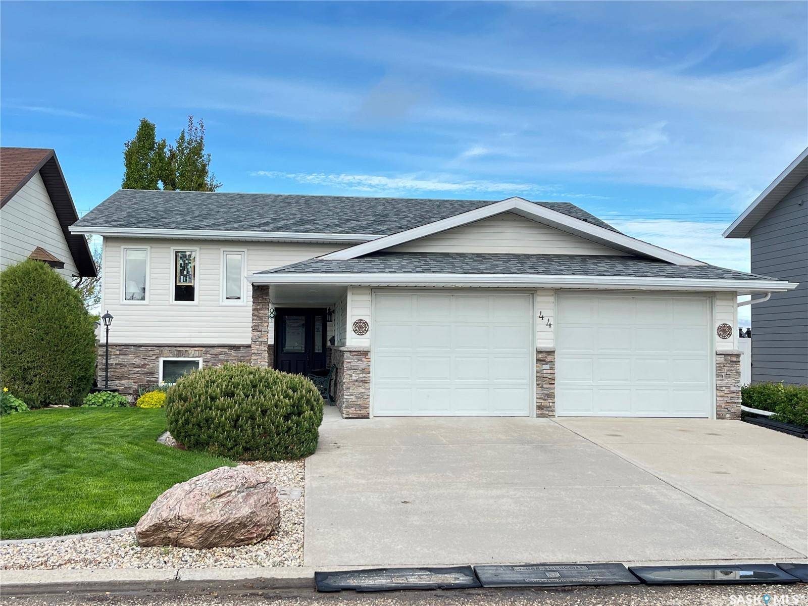 Maple Creek, SK S0N 1N0,44 Harrigan CRESCENT