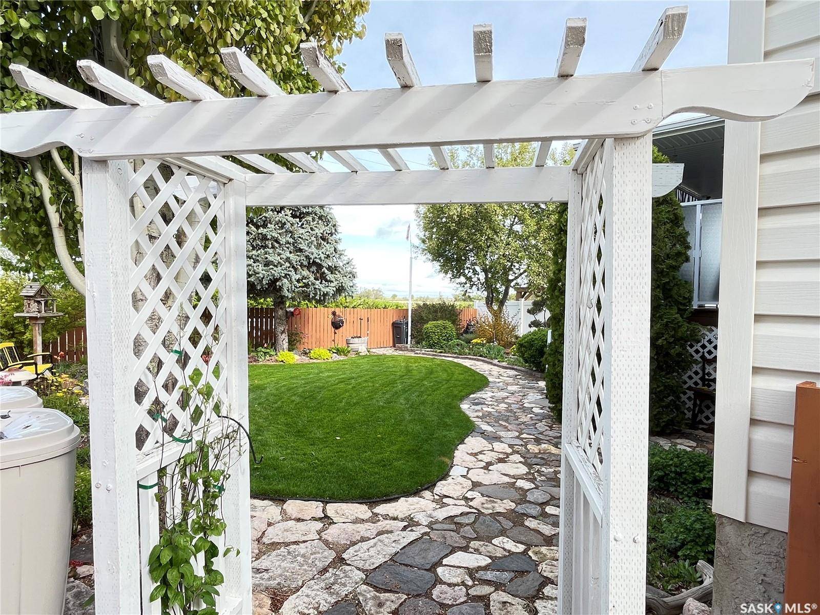 Maple Creek, SK S0N 1N0,44 Harrigan CRESCENT