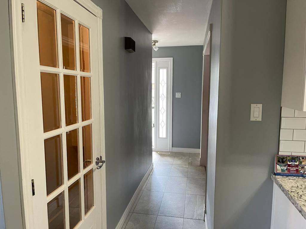 Kitchener, ON N2E 2A6,64 Sandsprings CRES