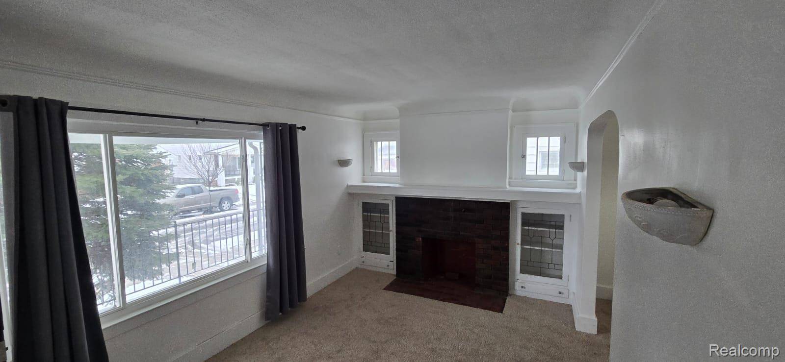 Dearborn, MI 48126,5003 Middlesex ST