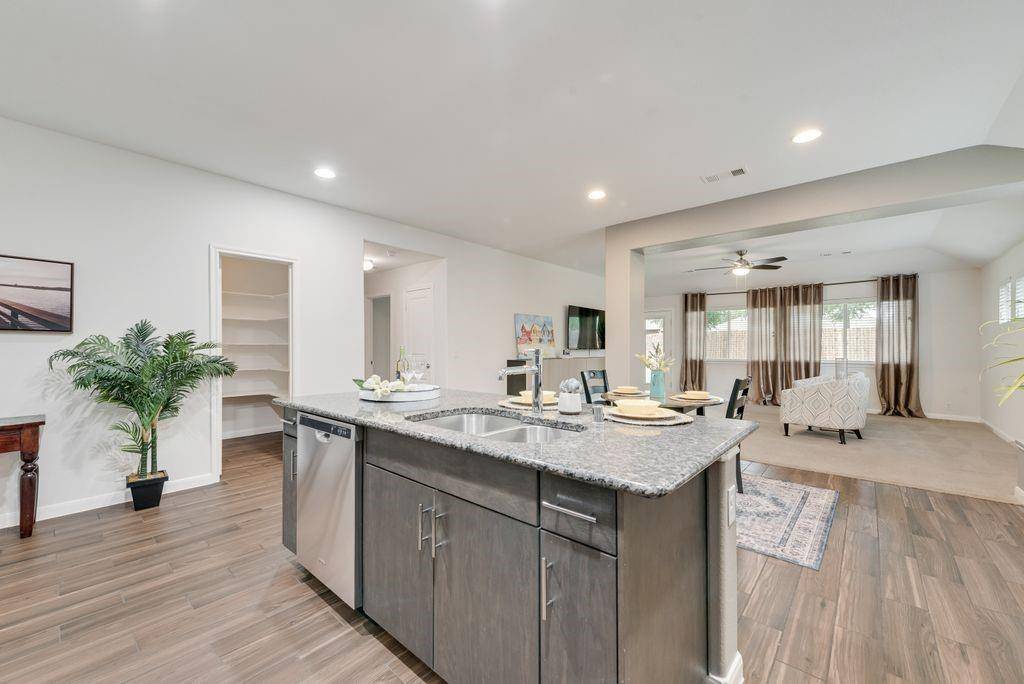 Lavon, TX 75166,554 Langdon Street