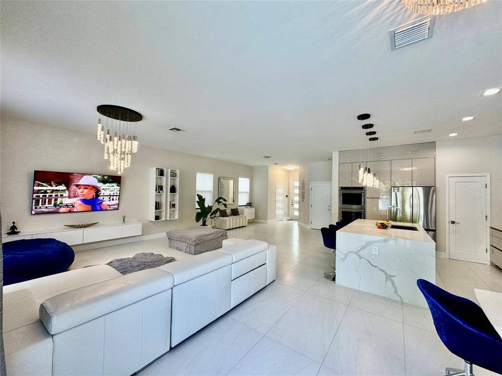 Fort Lauderdale, FL 33312,4915 Whispering Way